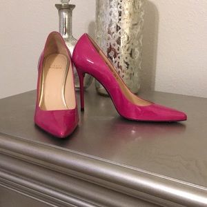 Stuart Weitzman hot pink patent heels